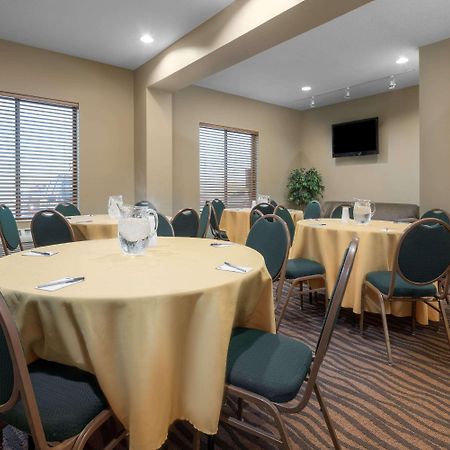 Americinn By Wyndham Rochester Esterno foto
